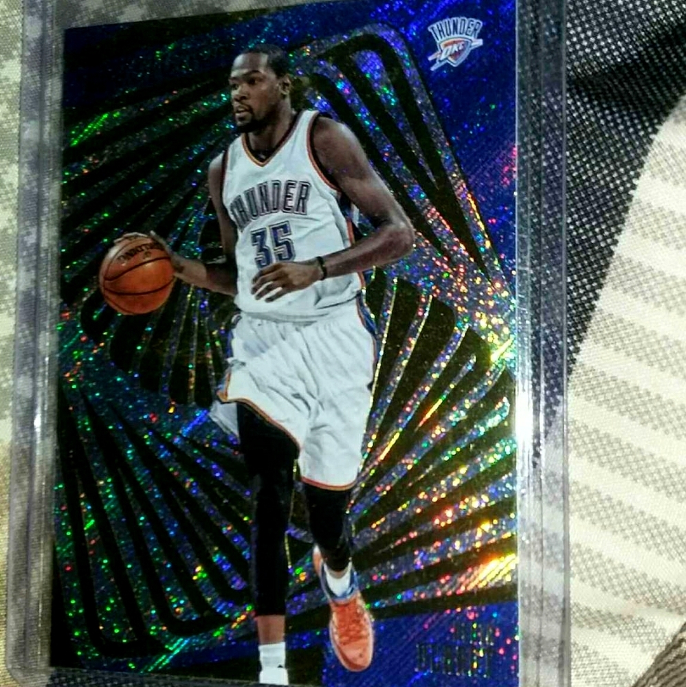 Kevin Durant Refractor Card